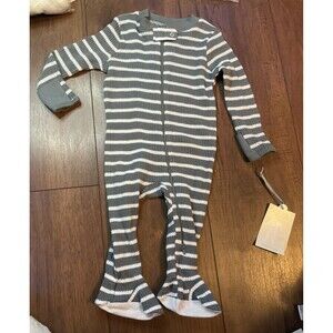 6-9 Months Sleeper Grey Stripes Neutral NWT Cloud Island Inverted Zipper Footed